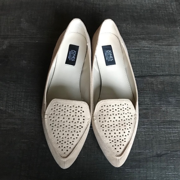 Jones New York 6.5M Nude Flats - Picture 2 of 8